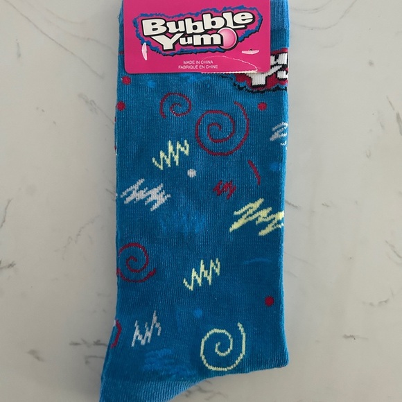 Bubble Yum Retro Crew Socks, Unisex, Size 6-12, Blue Swirl Pattern – NWT - Picture 2 of 5